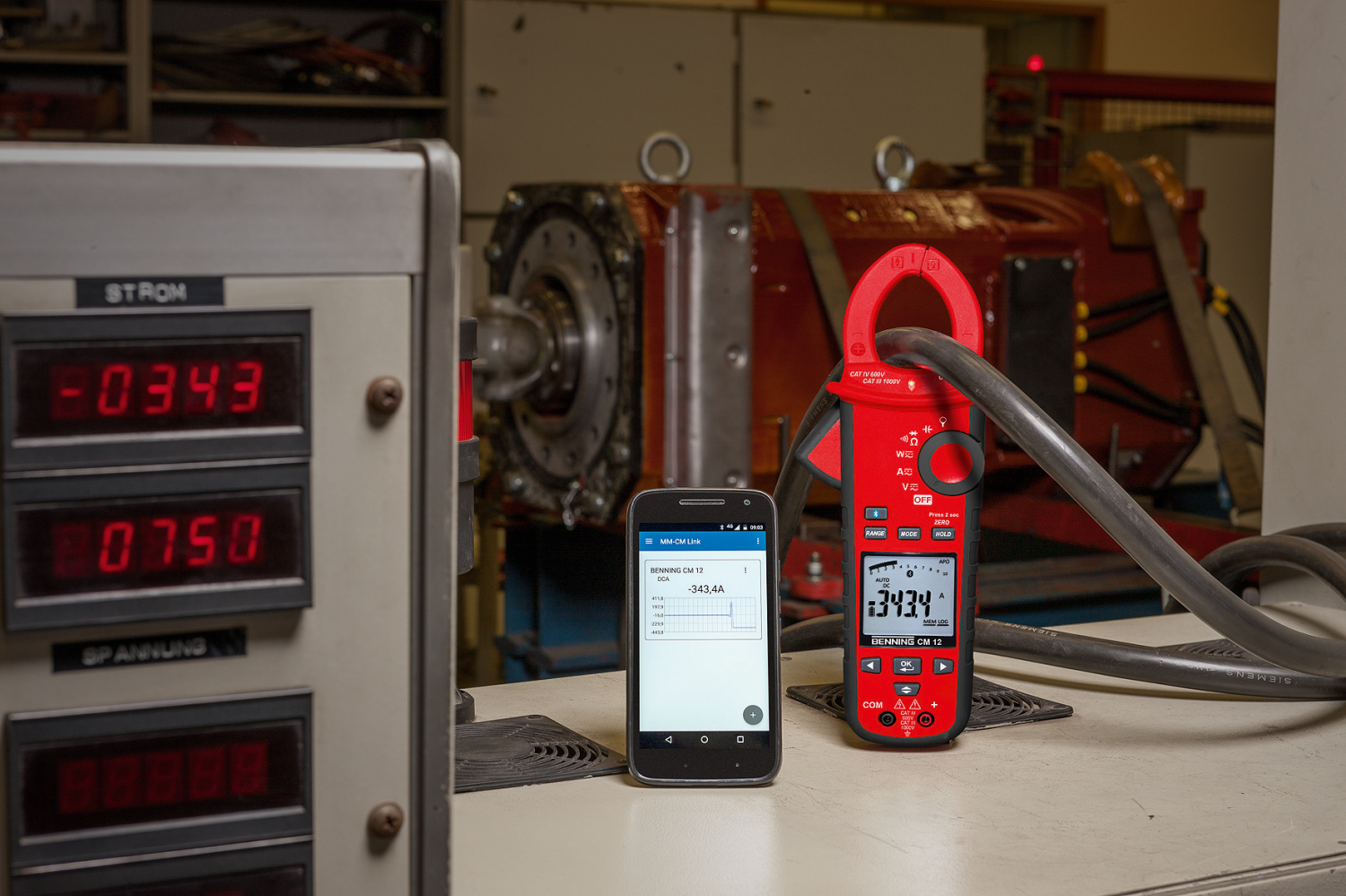 BENNING CM 12 Stroomtang-Multimeter TRUE RMS.png